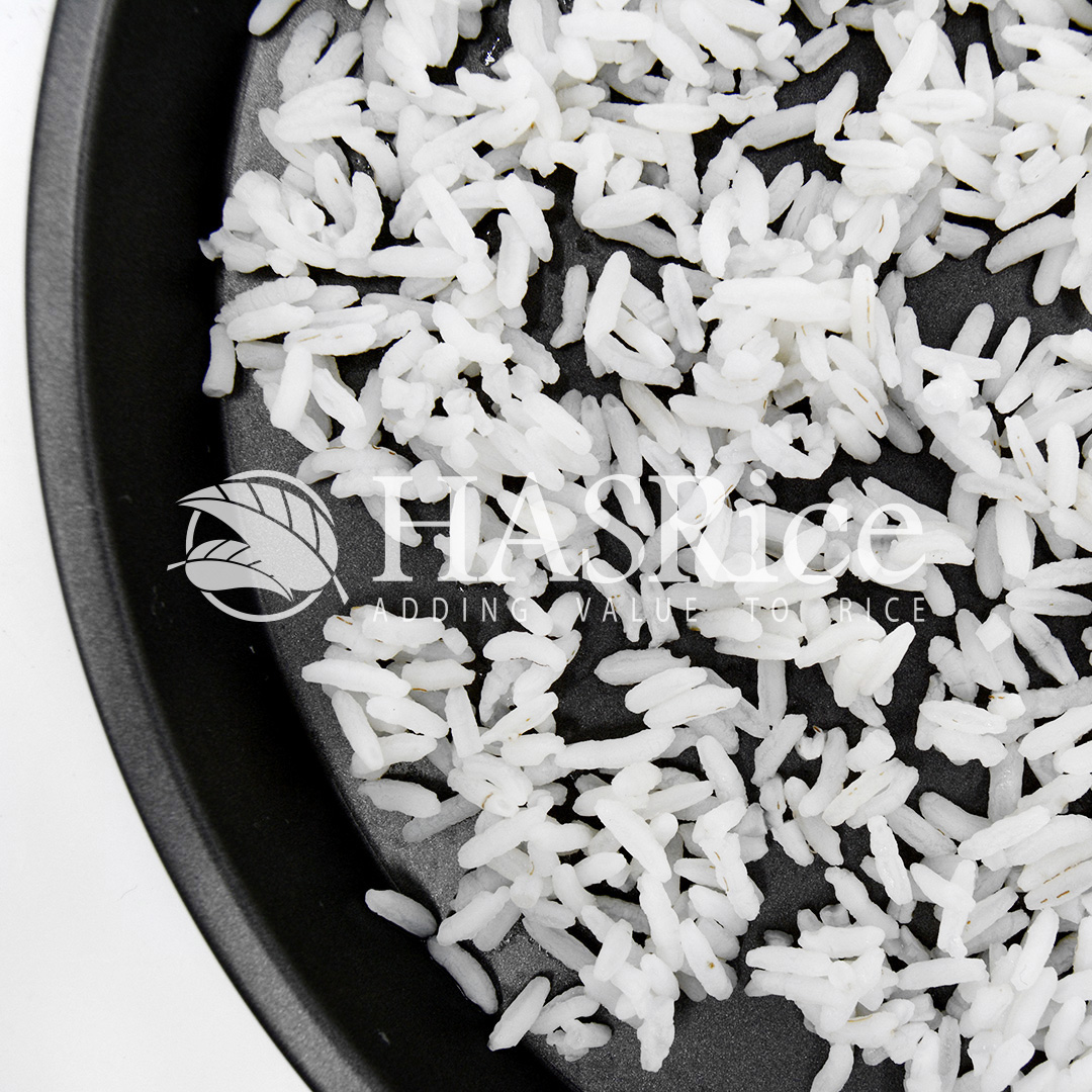 Cooked IRRI-6 parboiled rice meal (preparation 3 of 6)