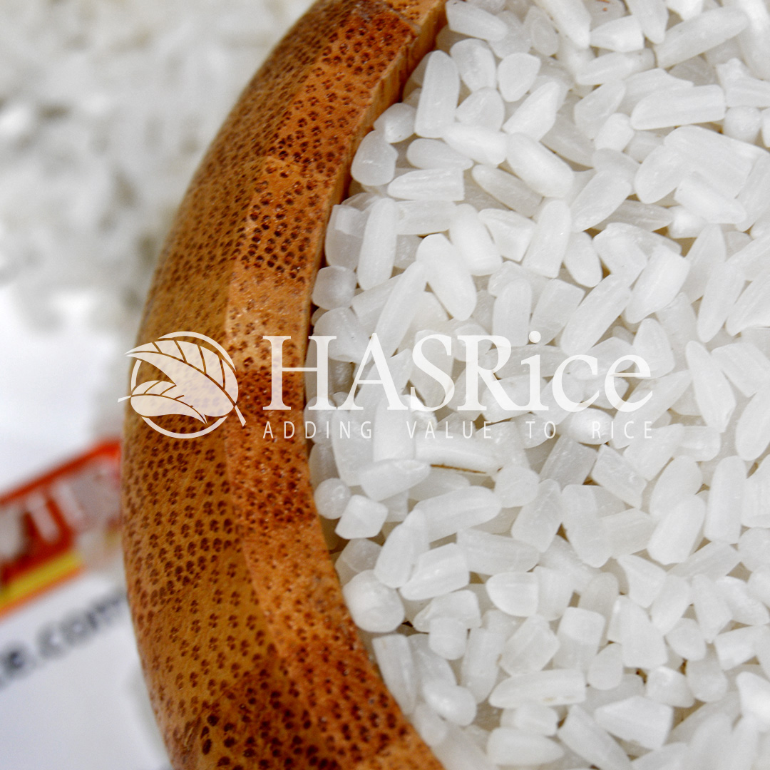 100% broken rice grain (close-up 6 of 6)