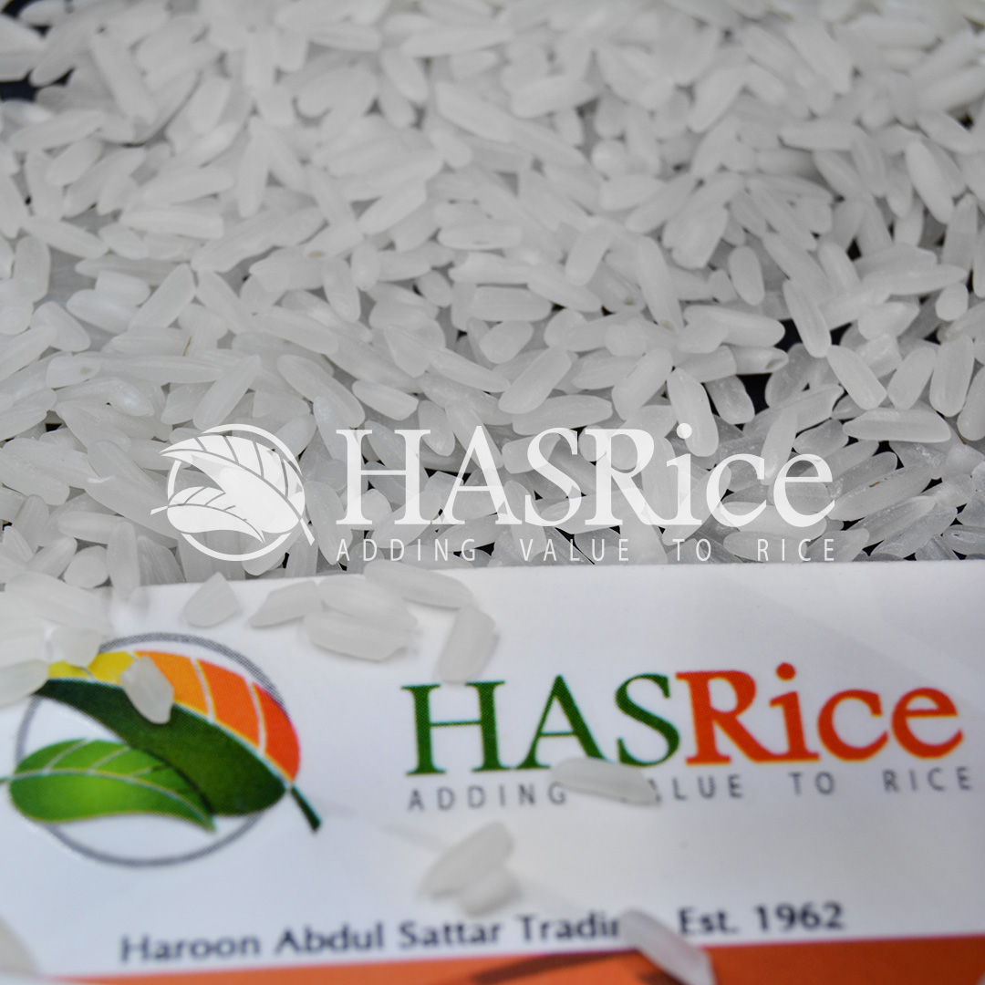 IRRI-6 25% broken white rice grain (close-up 5 of 6)